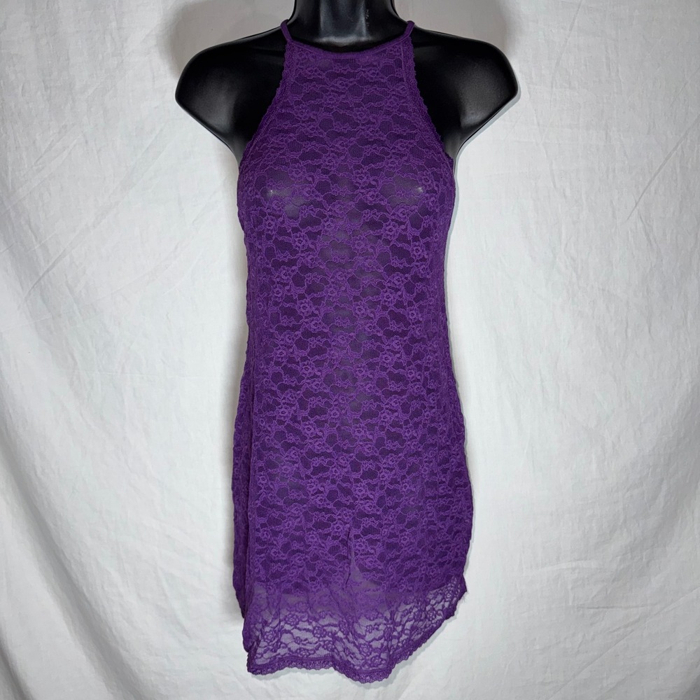 Victorias Secret Purple Floral Lace Halter Chemise T-Back Nightie Small‎